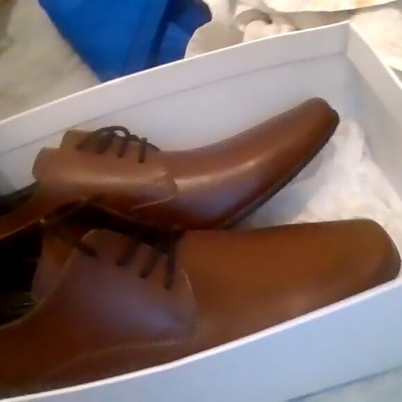 Men's Calvin Klein dress shoes - Picture 3 of 3